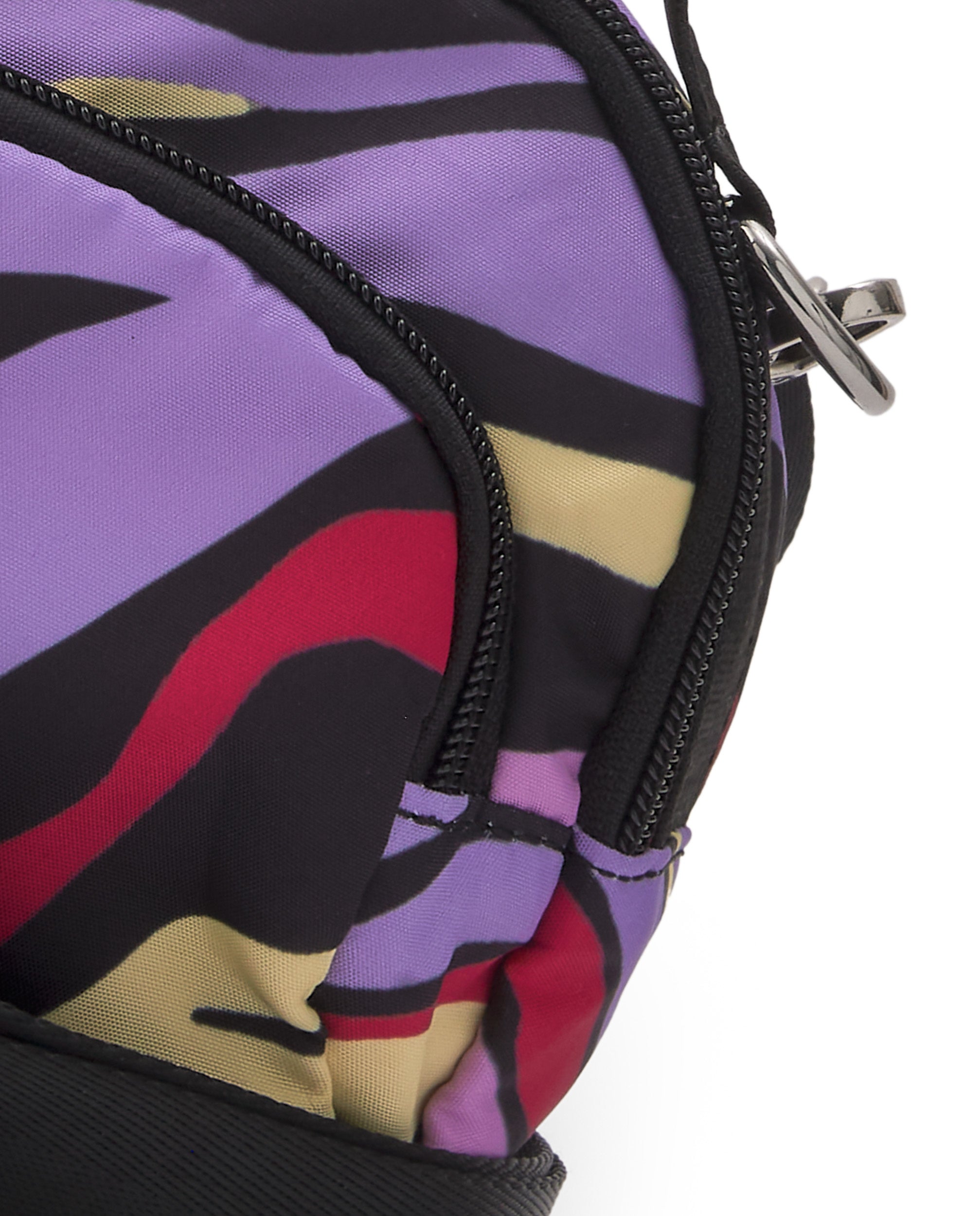 Bolso multicolor con estampado abstracto y correa ajustable