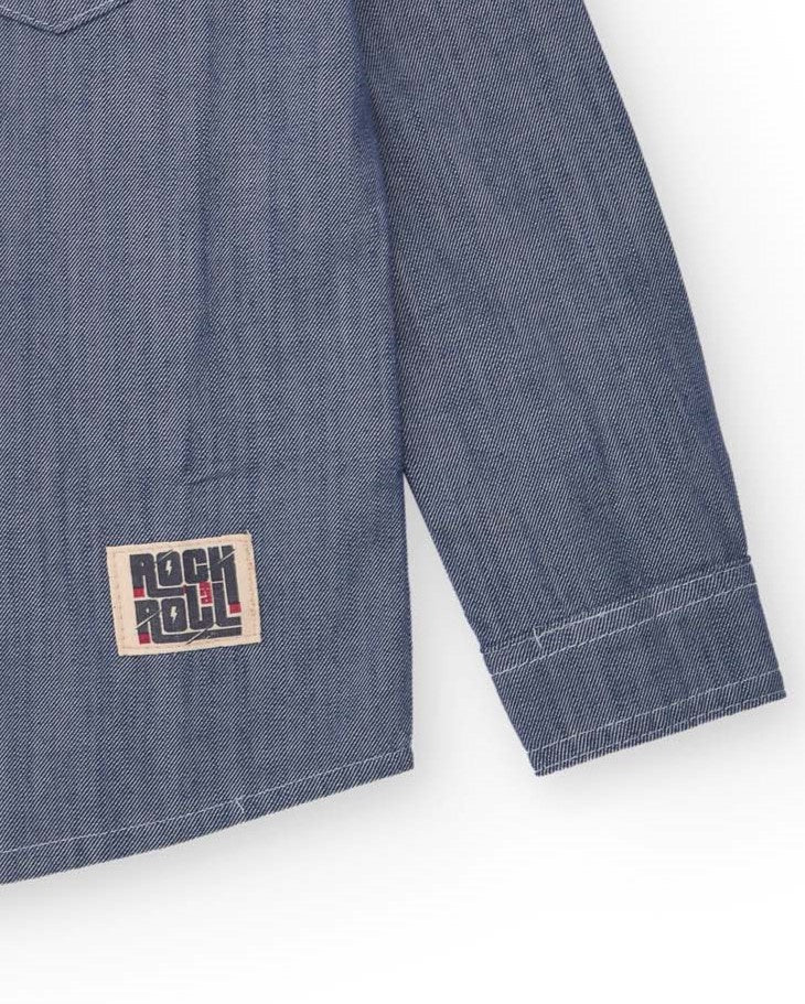 Camisa de manga larga para niño en mezclilla azul