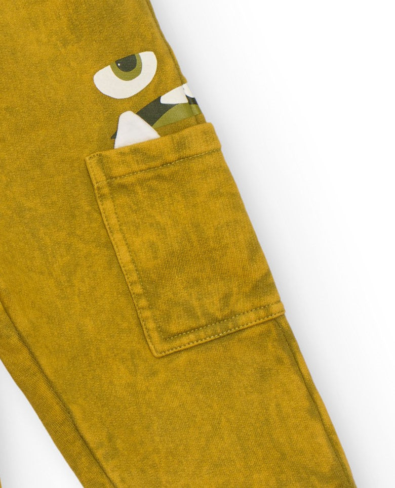 Pantalón jogger para niño color verde con estampado divertido
