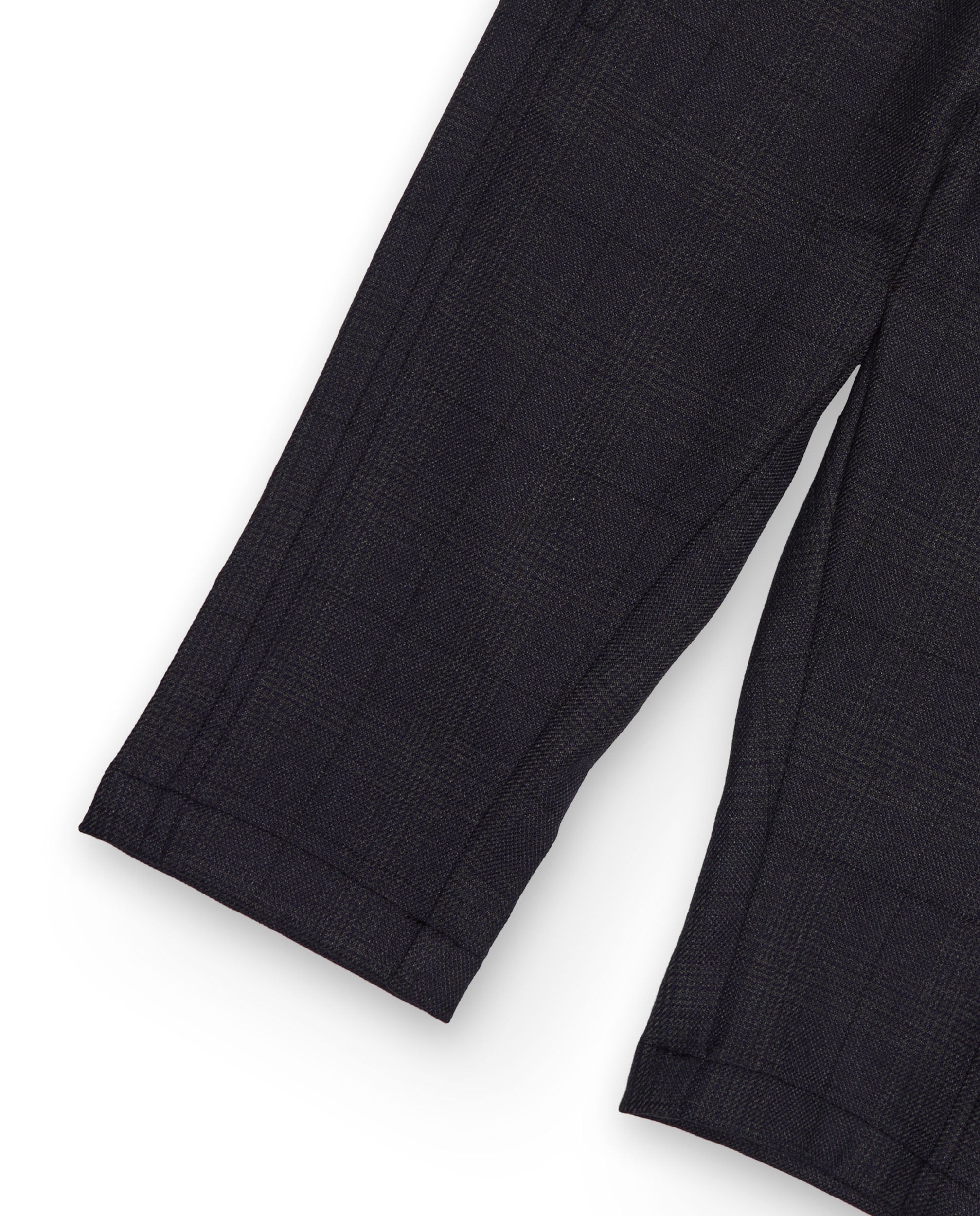 Pantalón para niño en gris oscuro con botones decorativos