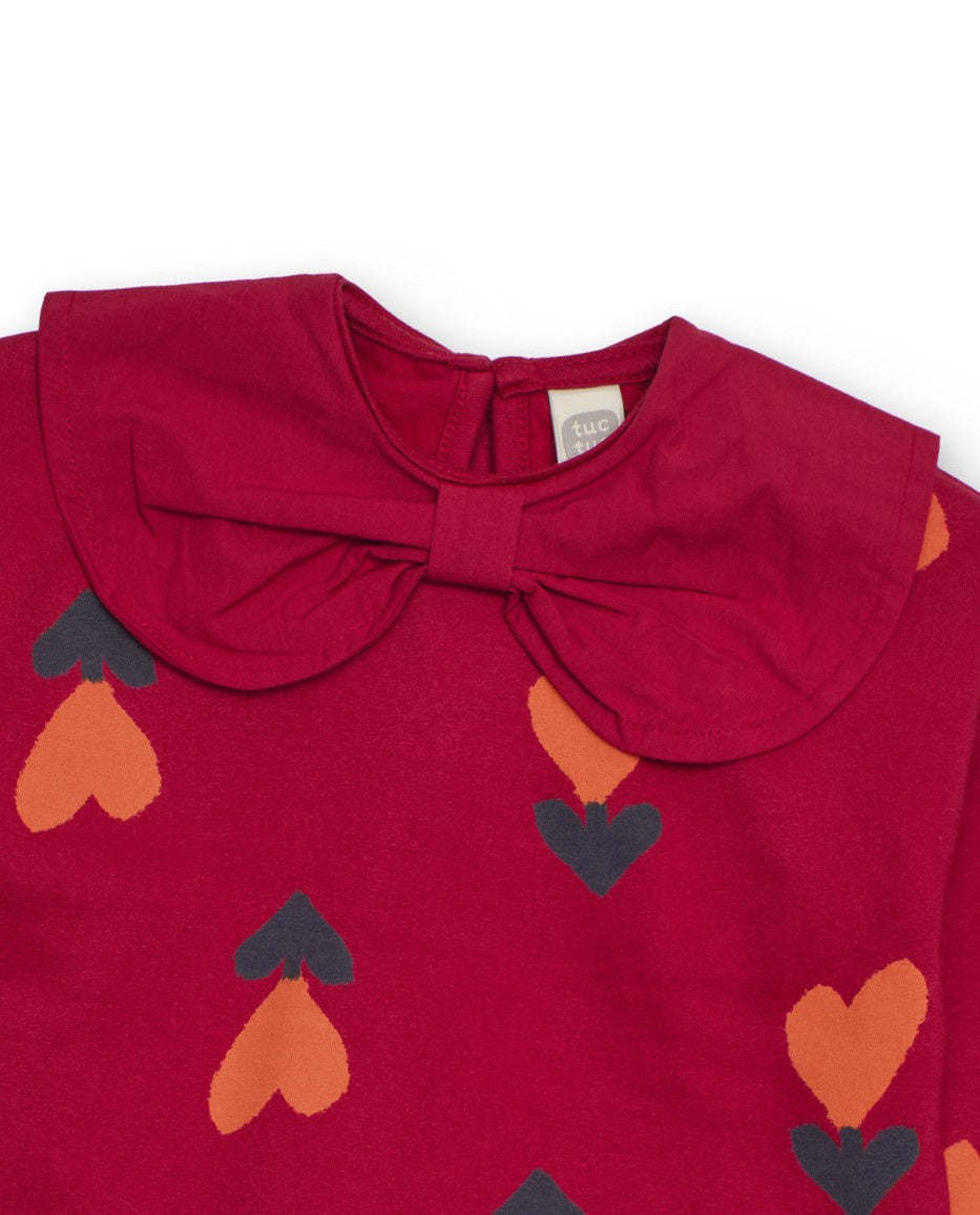 Sudadera para niña en rojo con corazones y cuello lazo