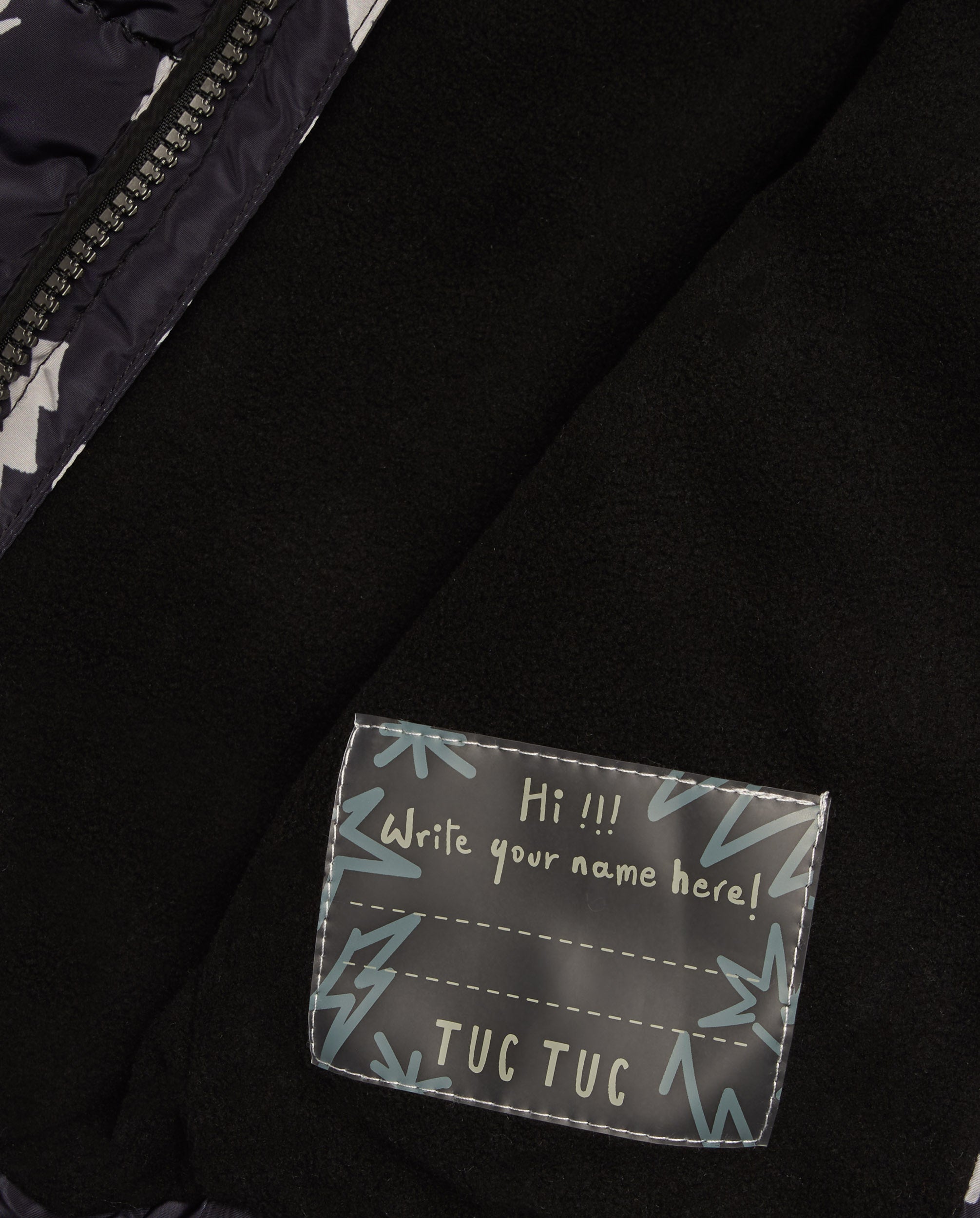 Cazadora acolchada para niño en negro con estampado rock