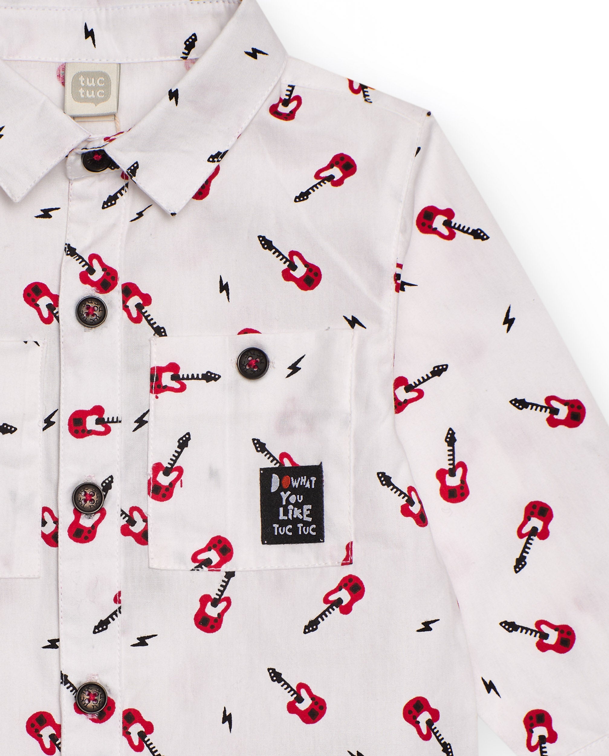 Camisa de niño en blanco con estampado de guitarras