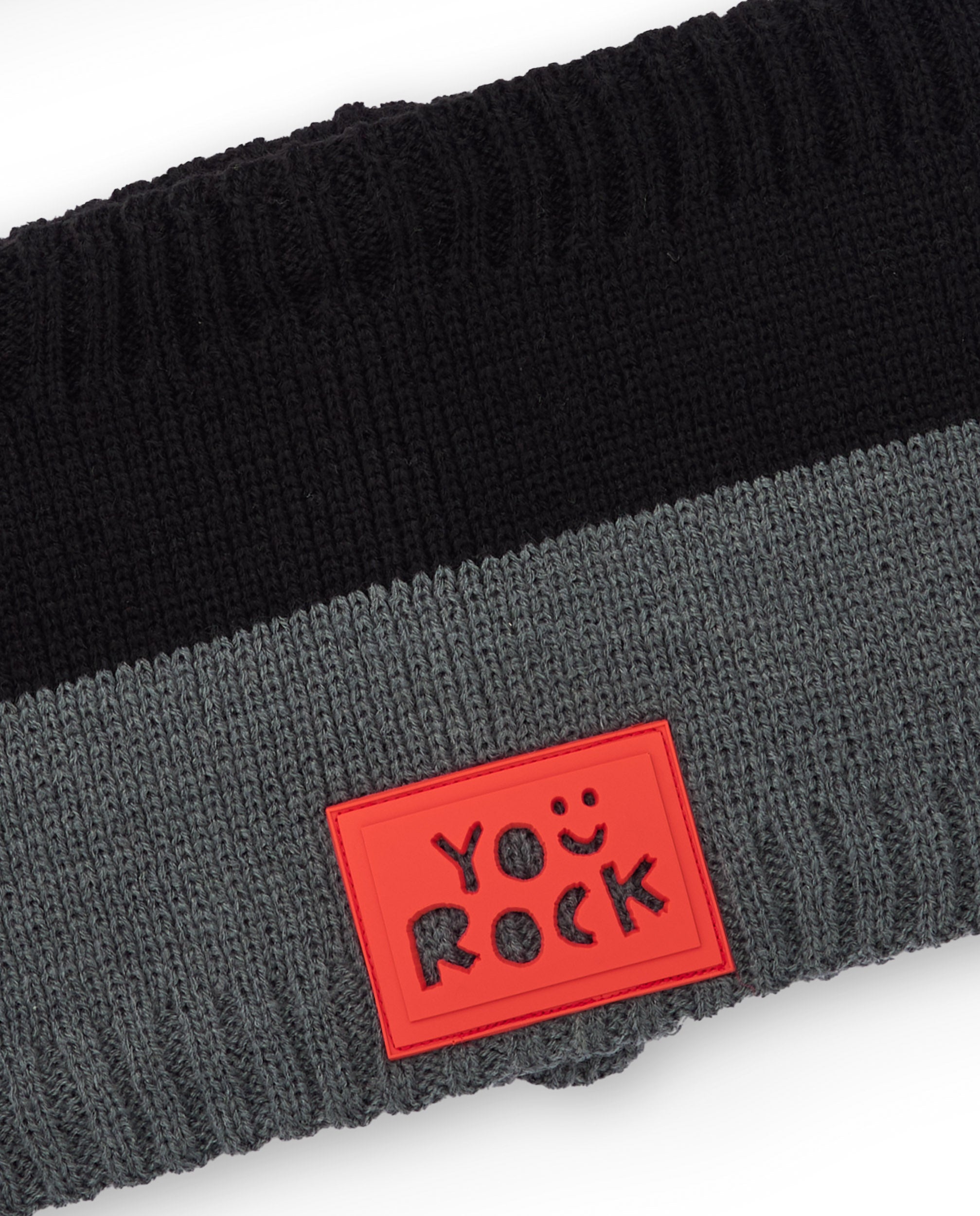 Set de gorro y braga de punto de niño en color negro y gris con