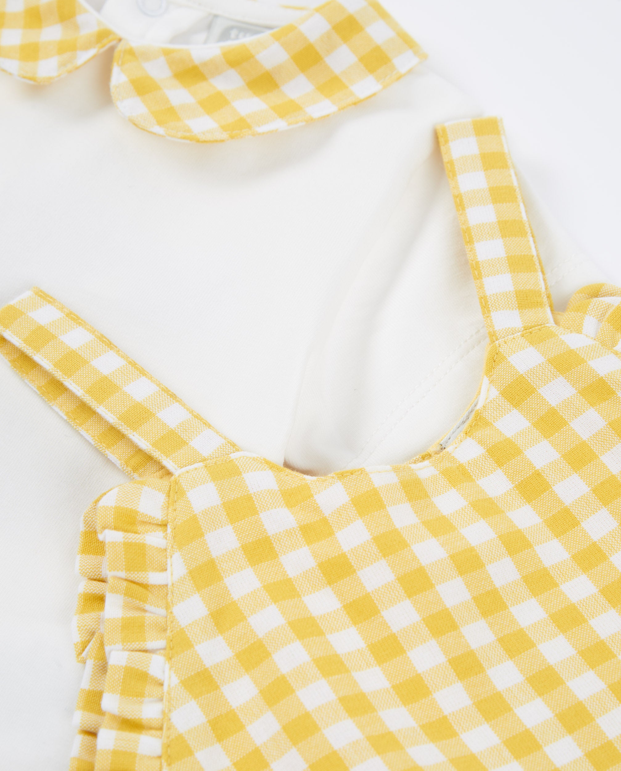 Conjunto de recién nacido de punto y estampado vichy