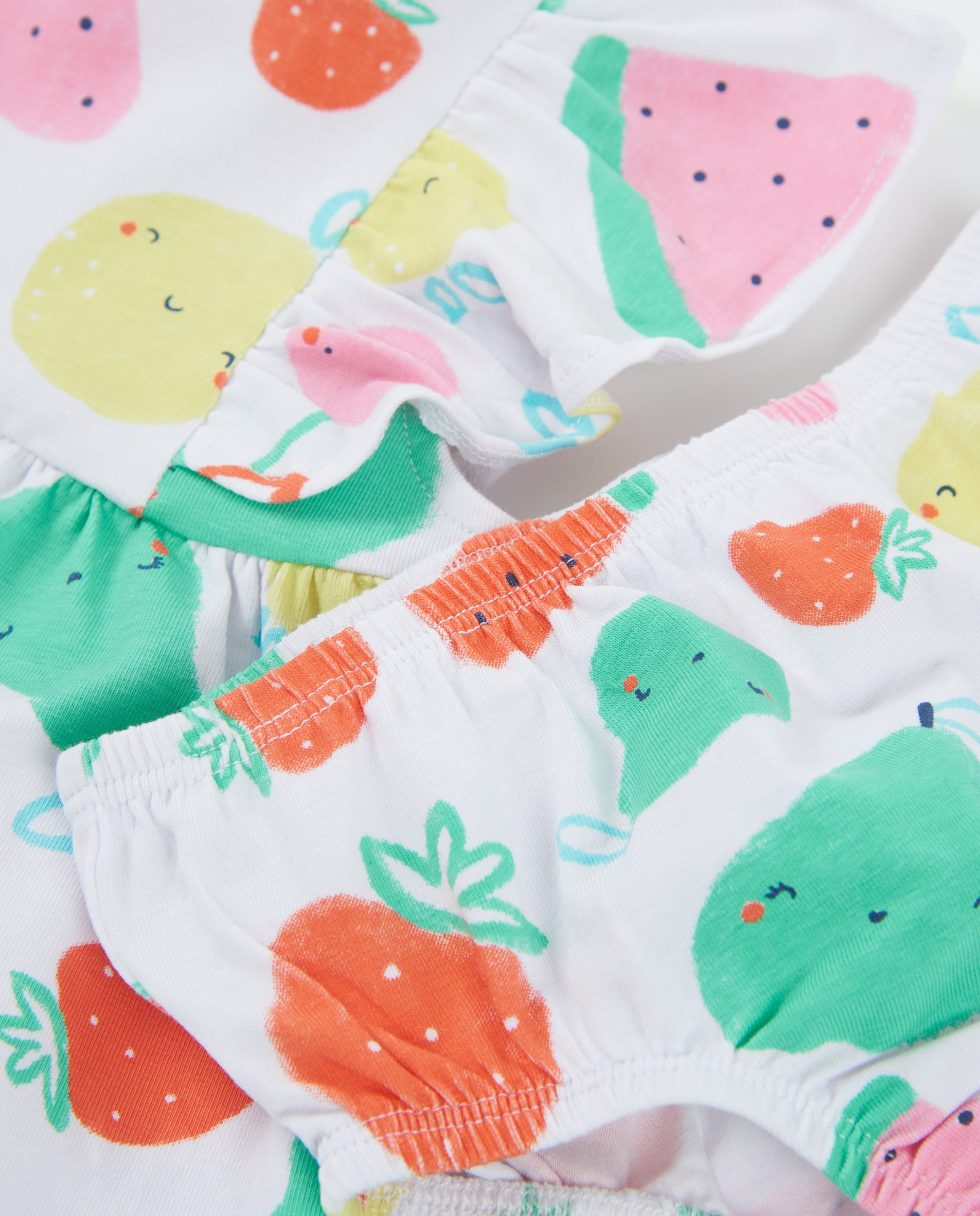 Vestido de recién nacido de punto y diseño de frutas