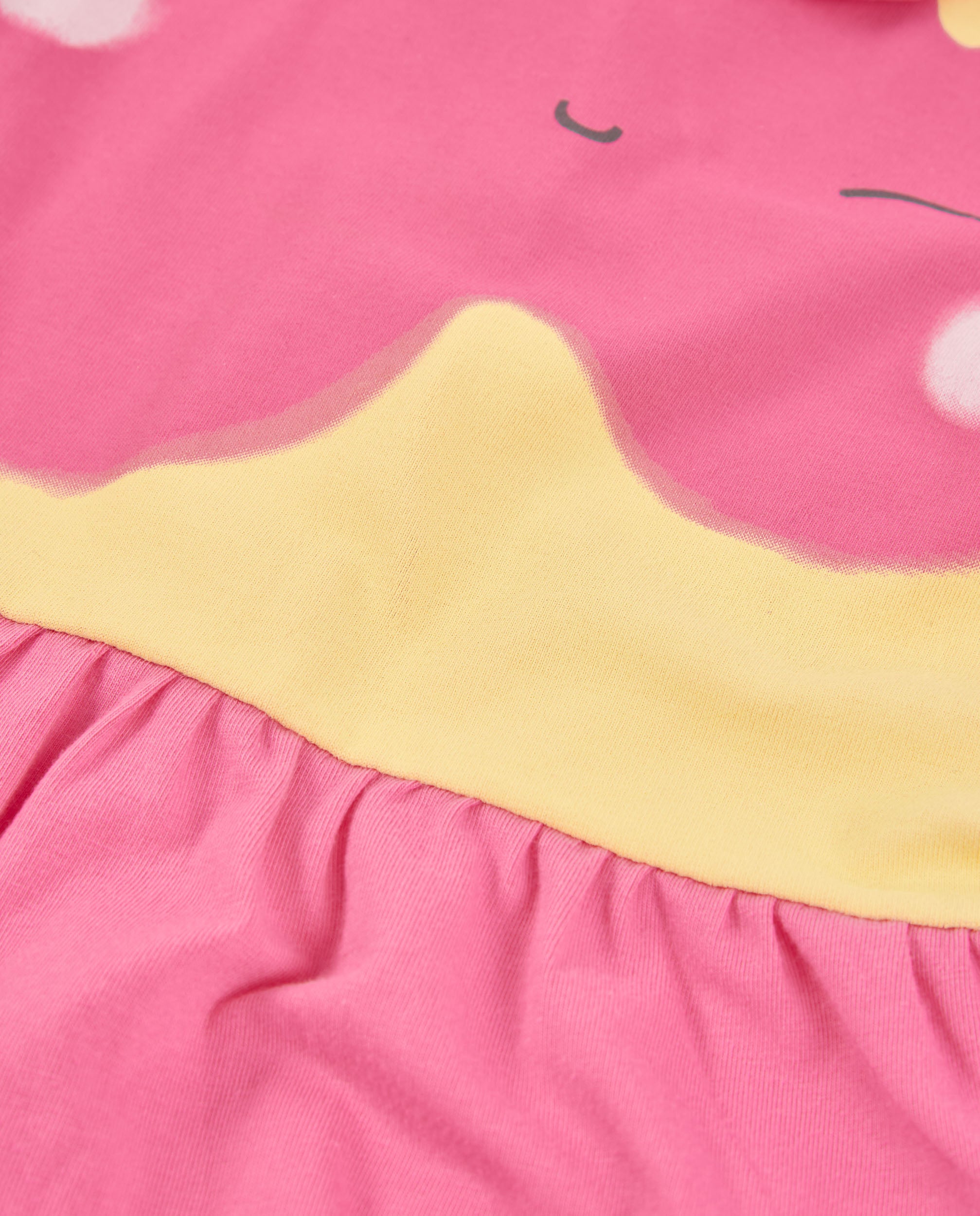 Vestido de recién nacido de punto con falda fruncida