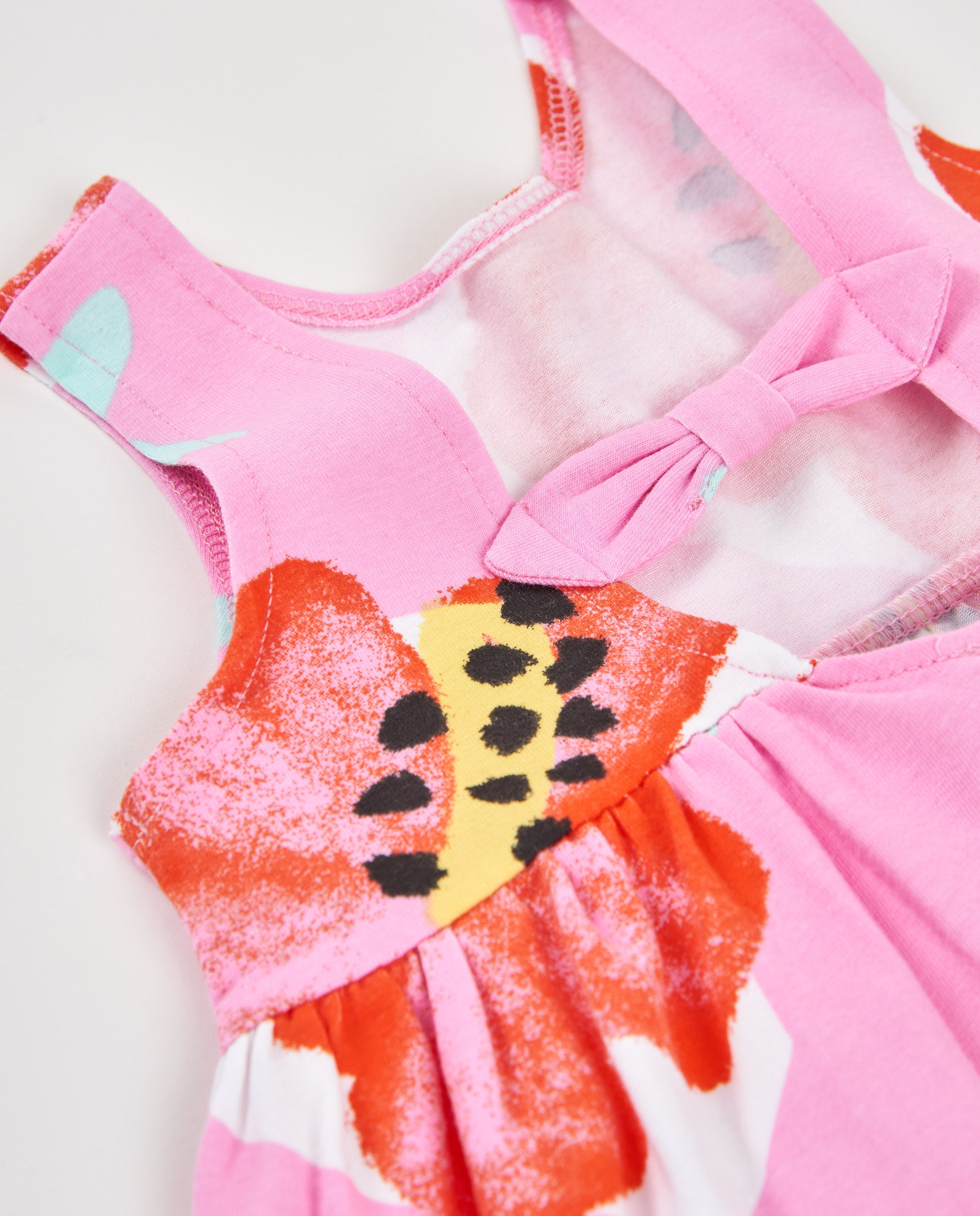 Vestido de niña de punto y estampado de flores grandes
