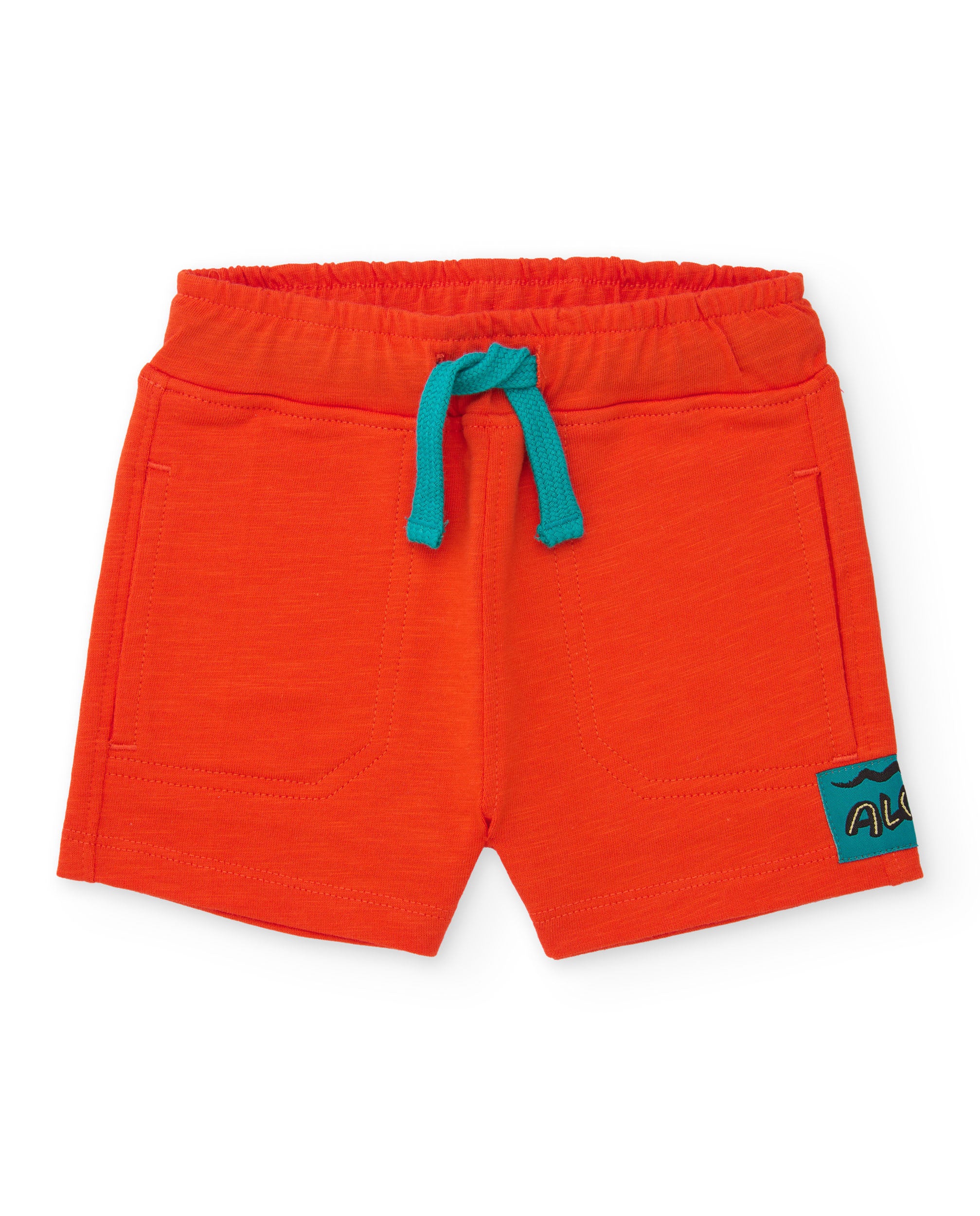Conjunto de niño de punto y diseño surfero