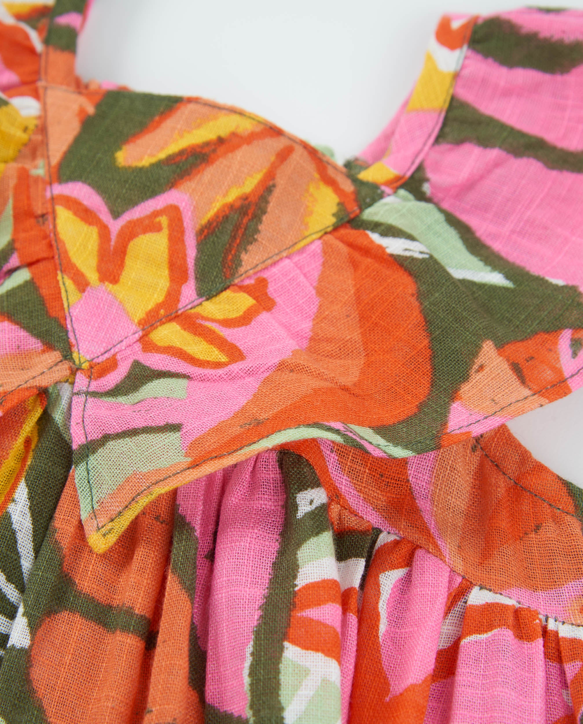 Vestido de niña de plana con fruncido frontal