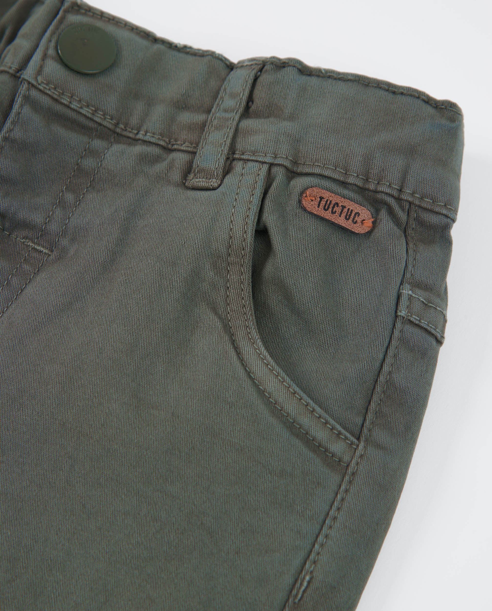 Pantalones de niño de plana y cintura con ajuste interno