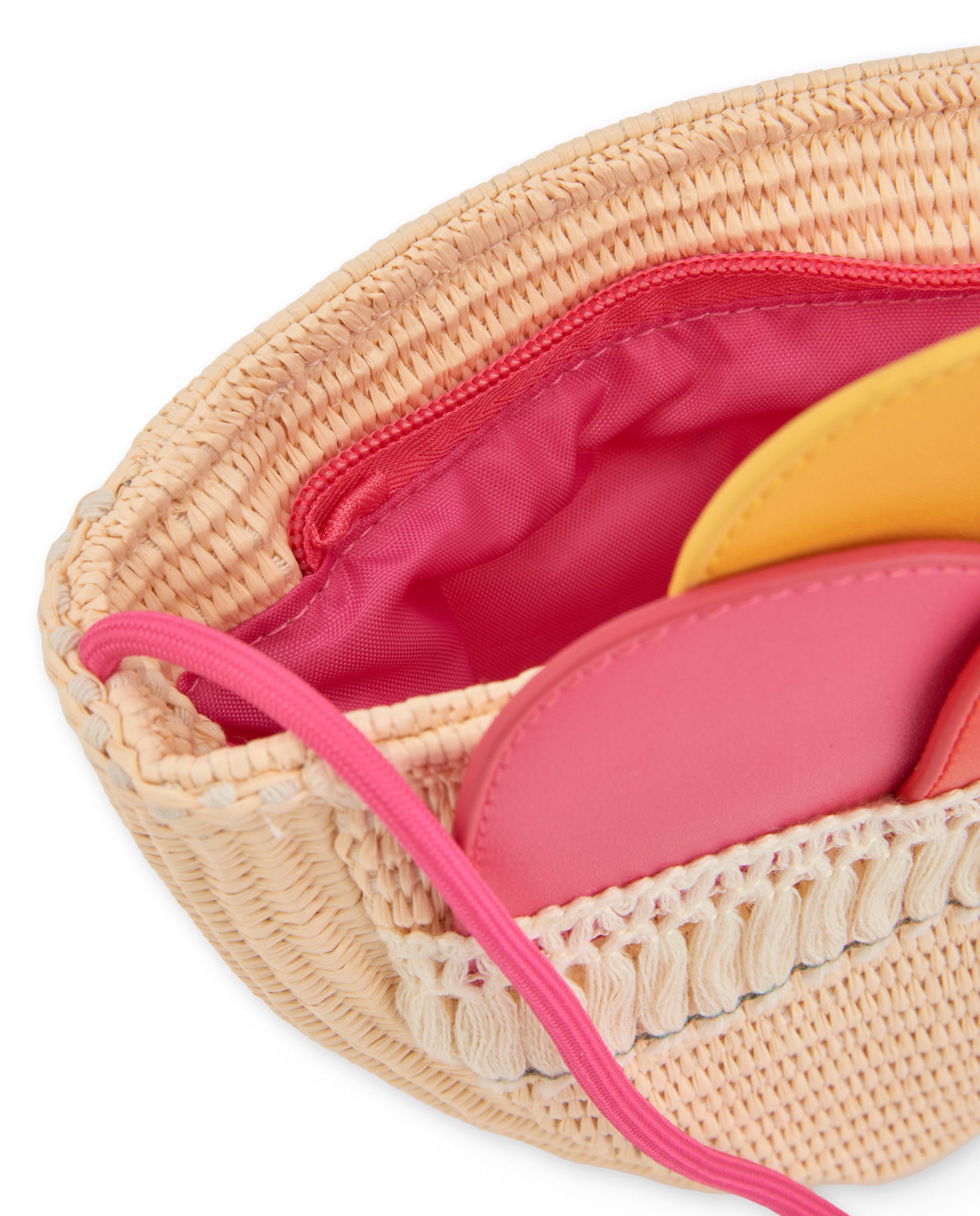 Bolso de niña de plana con forma de cucurucho