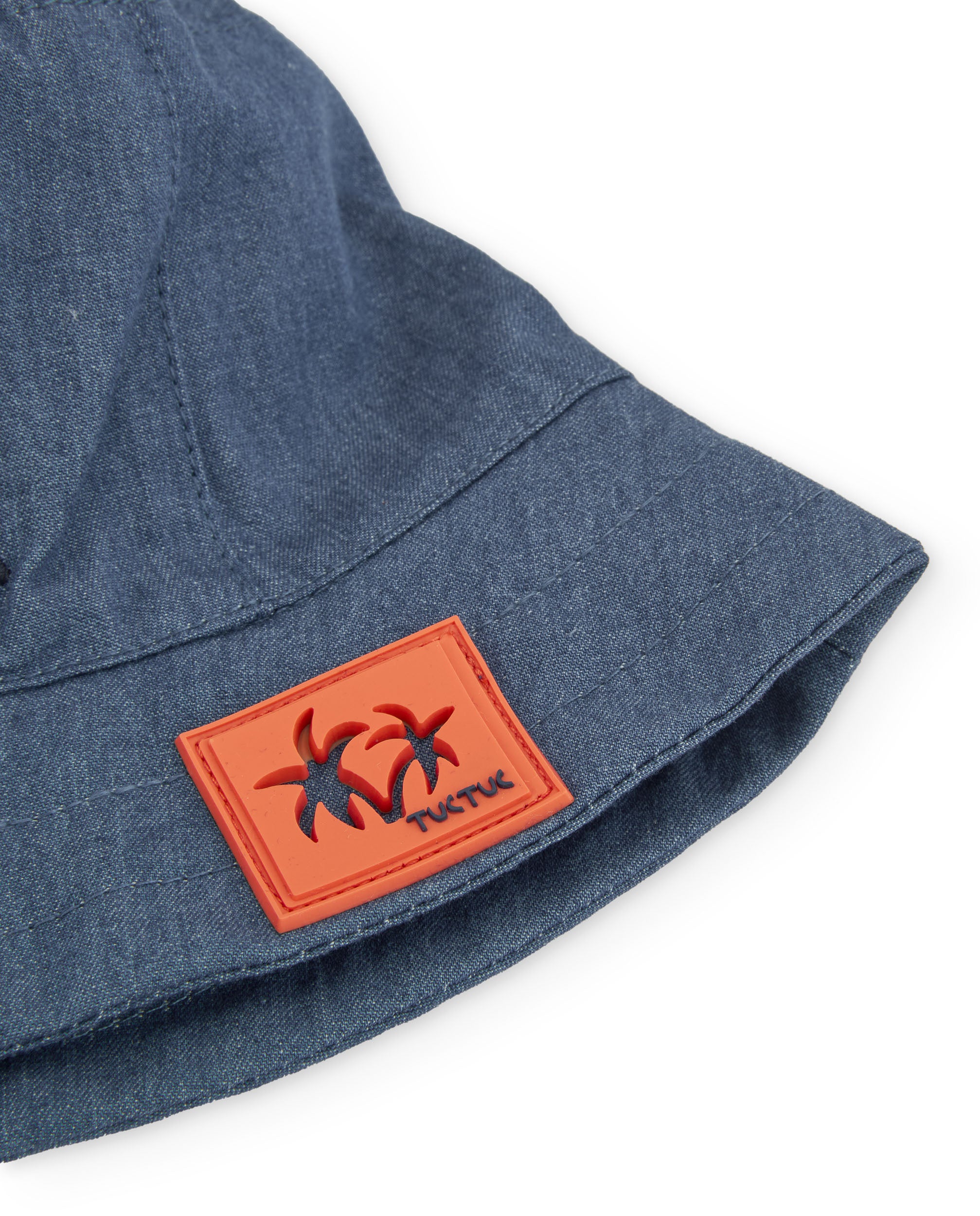 Gorro de niño de plana y bordado de cangrejo