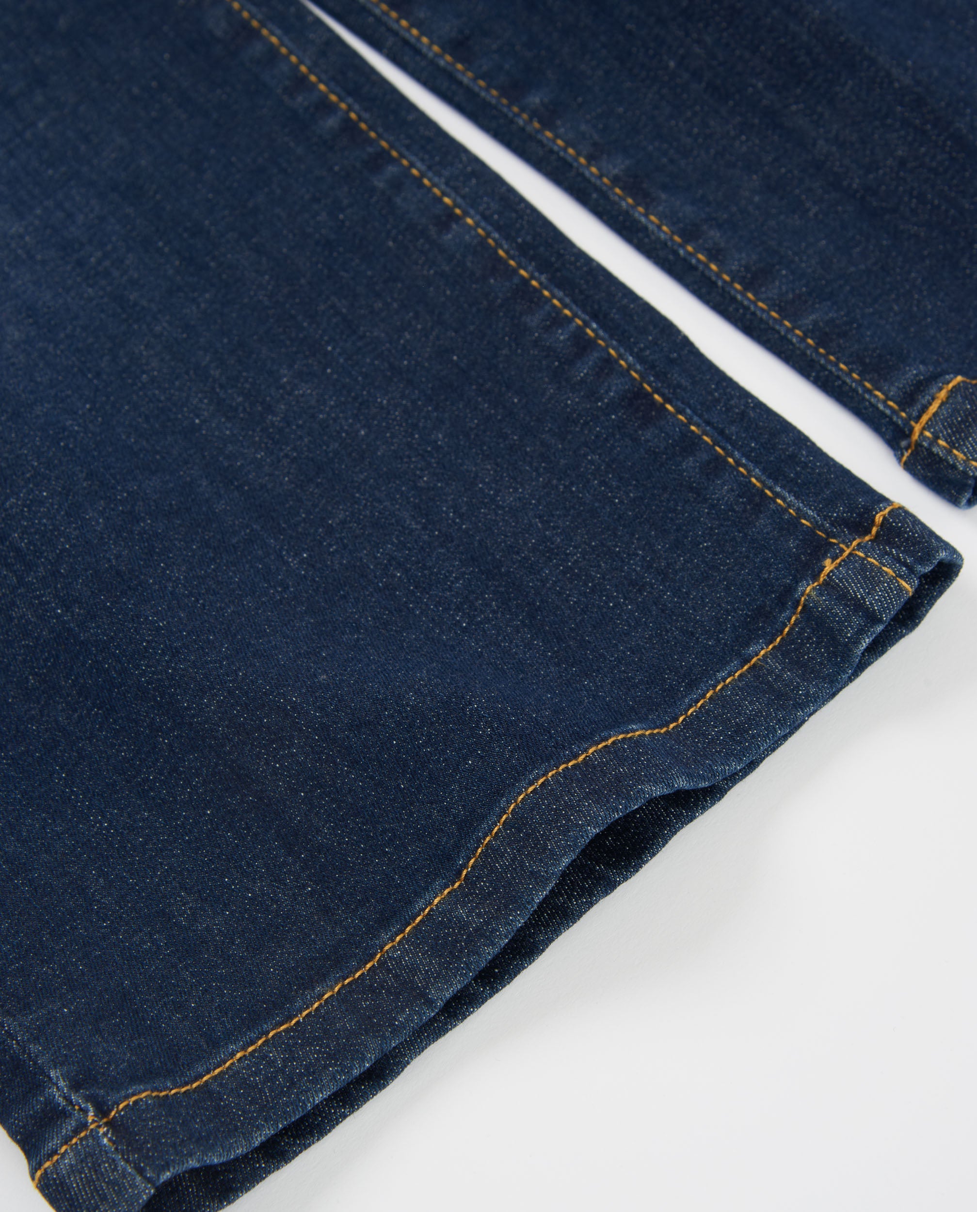 Pantalones de niña de plana y tejido denim