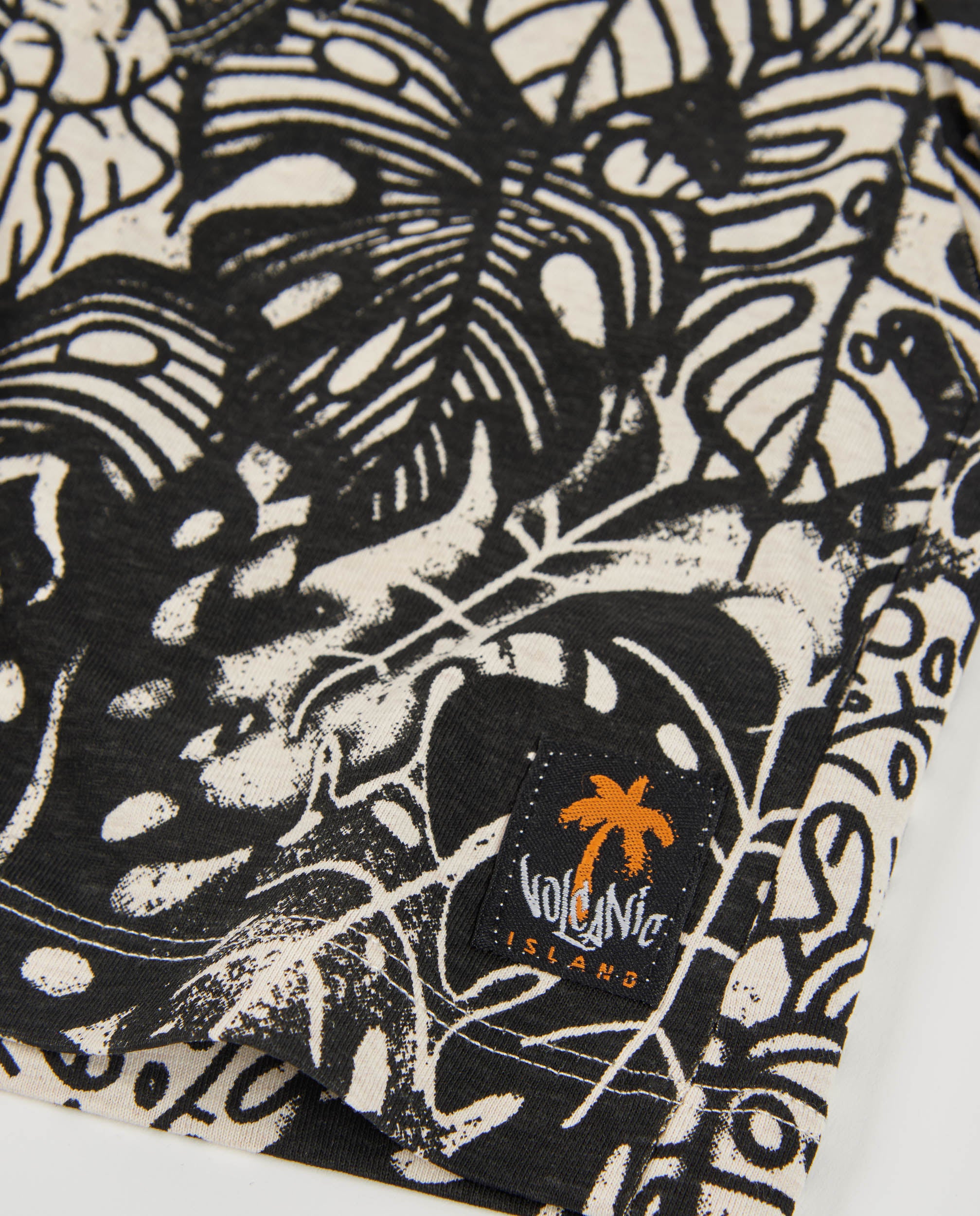 Bermuda de niño de punto con estampado vegetal