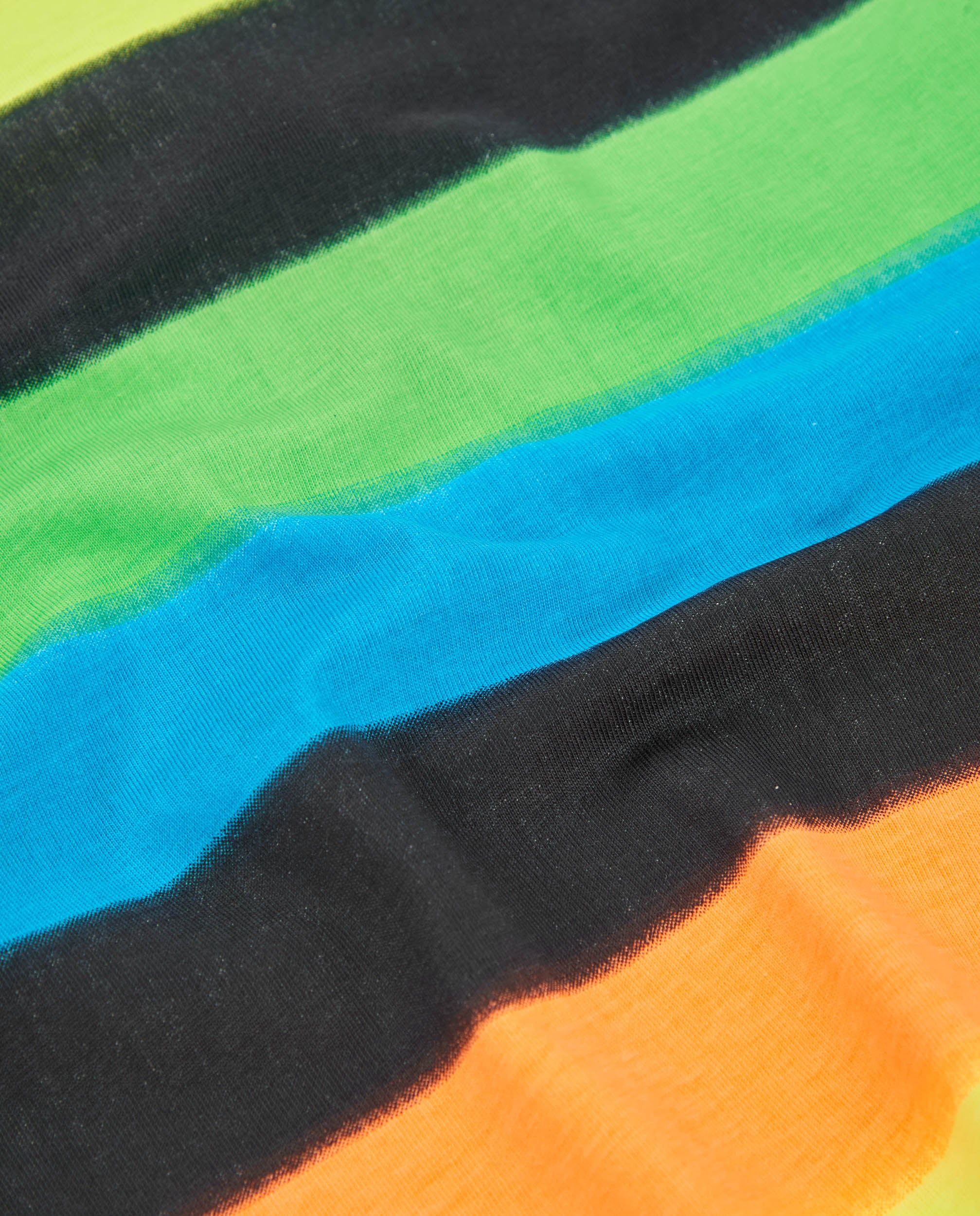 Camiseta de niño de punto con franjas horizontales