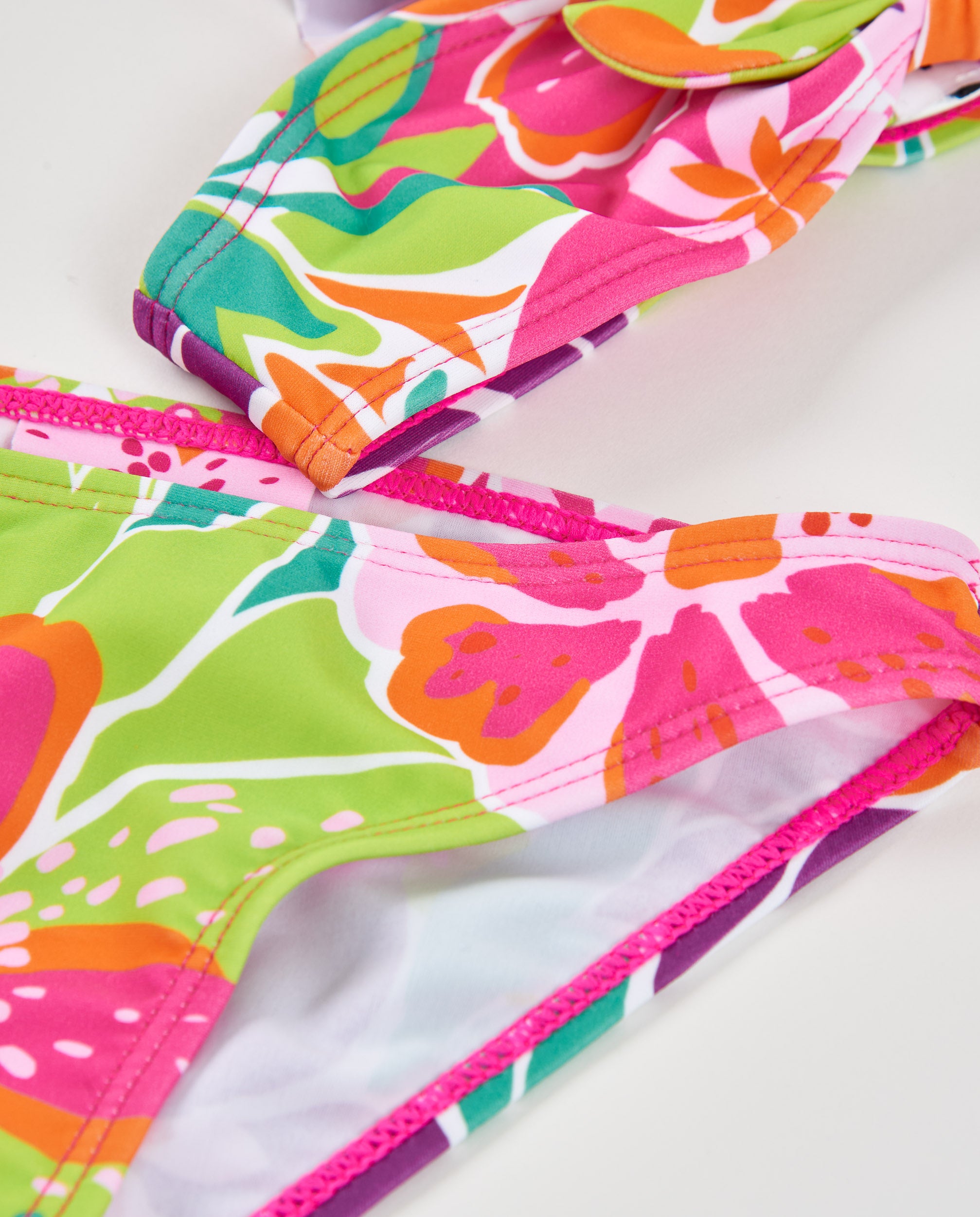 Bikini de niña de punto con volantes en tirantes