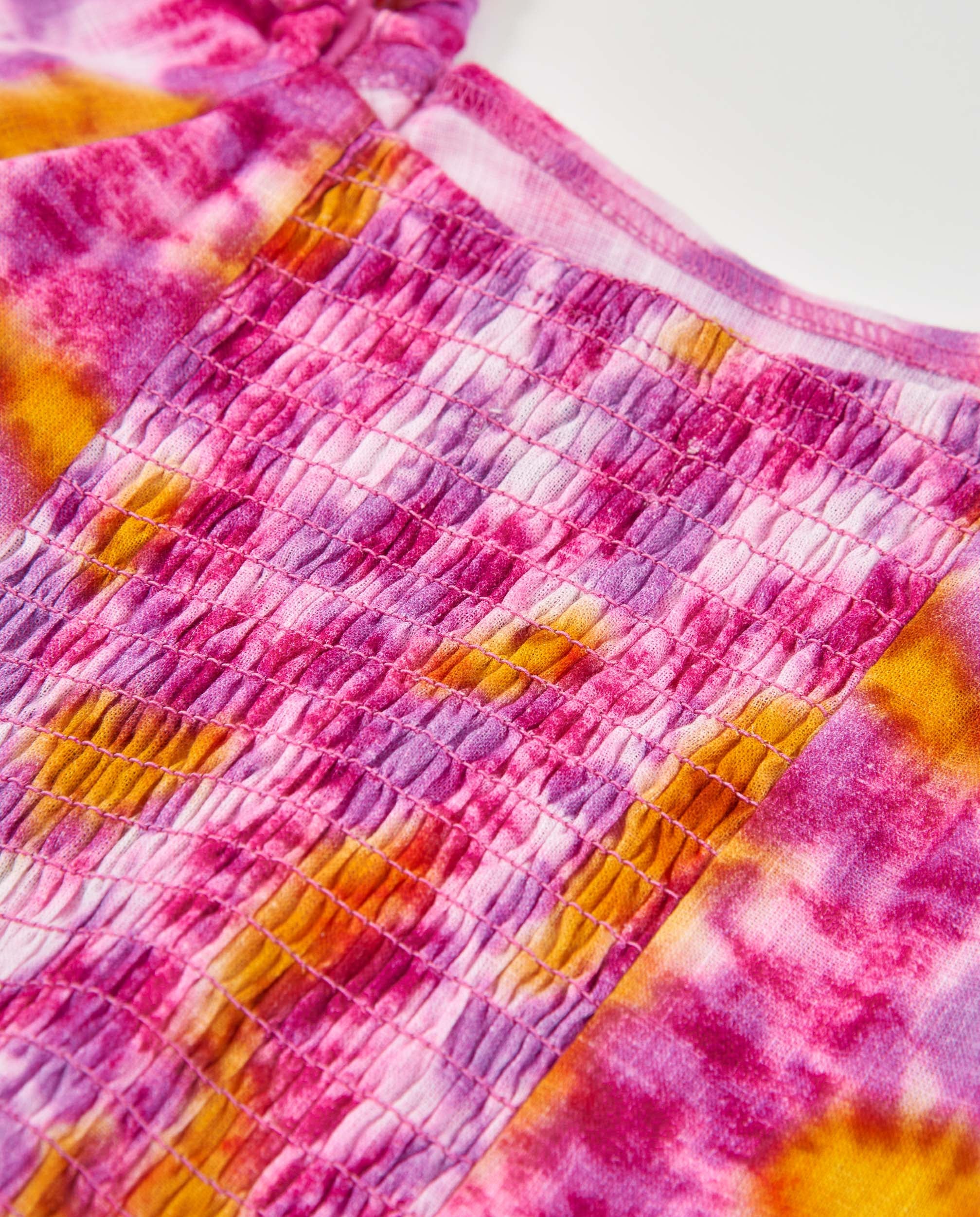 Blusa de niña de plana con diseño tie-dye