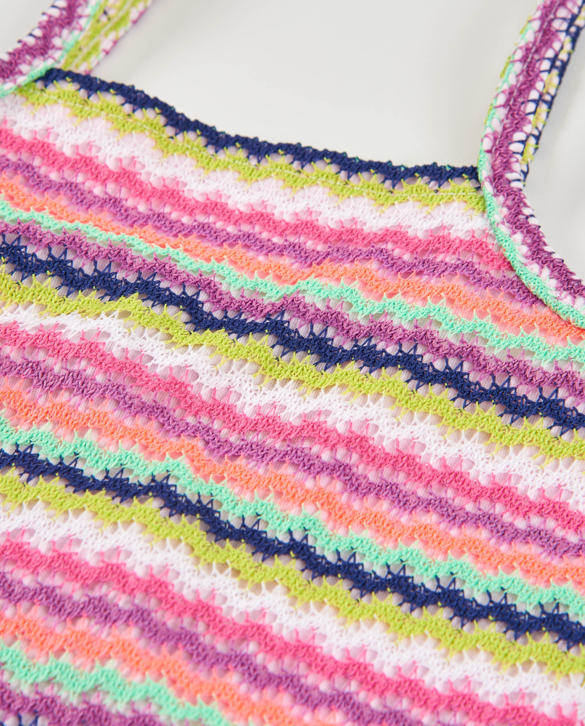 Top de niña de punto con estampado zig zag