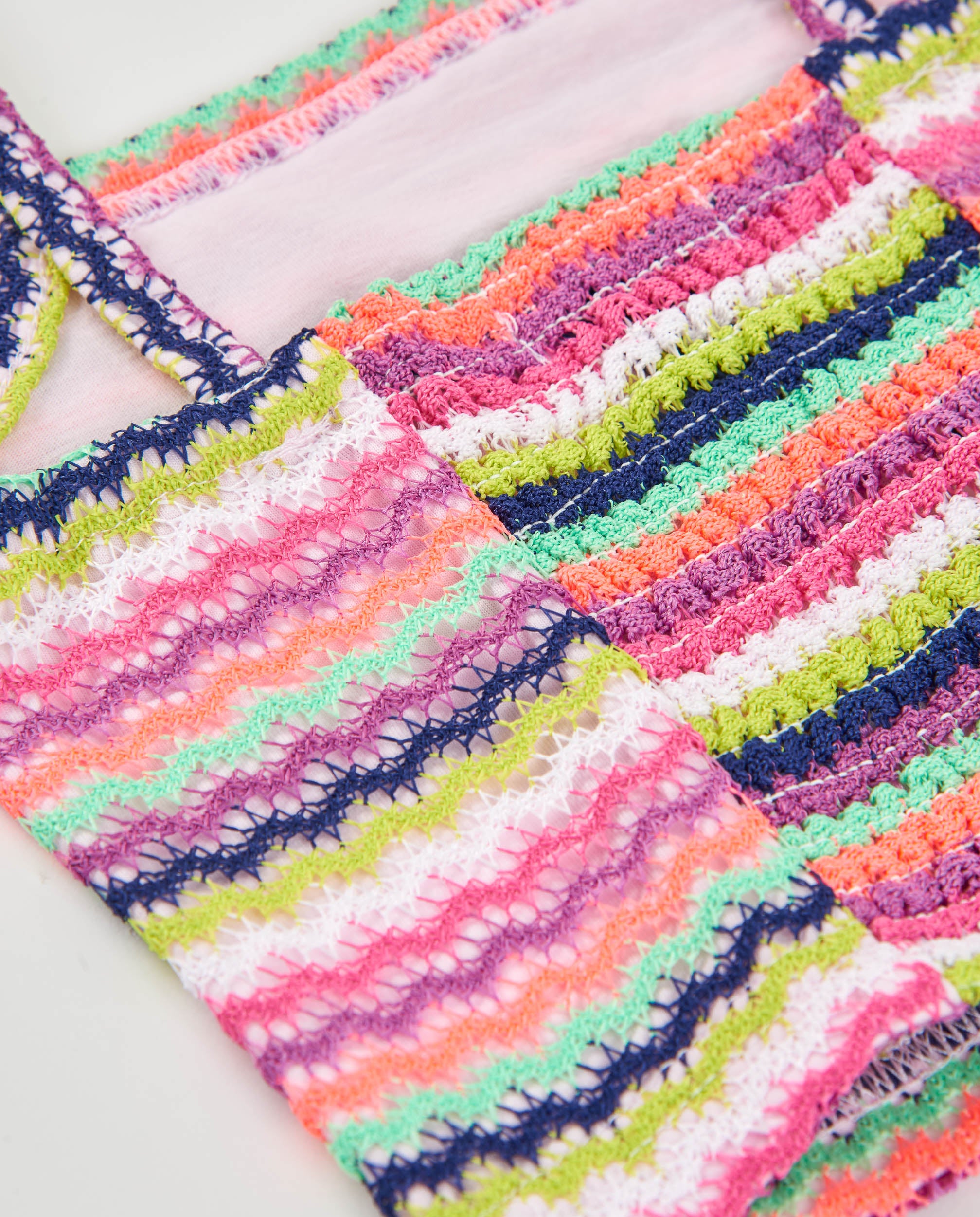 Top de niña de punto con estampado zig zag