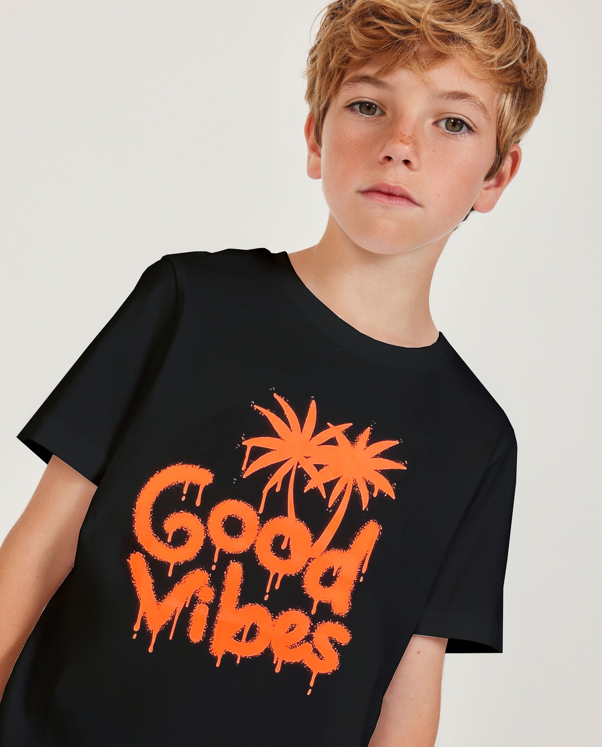 Camiseta de niño de punto con efecto pintura