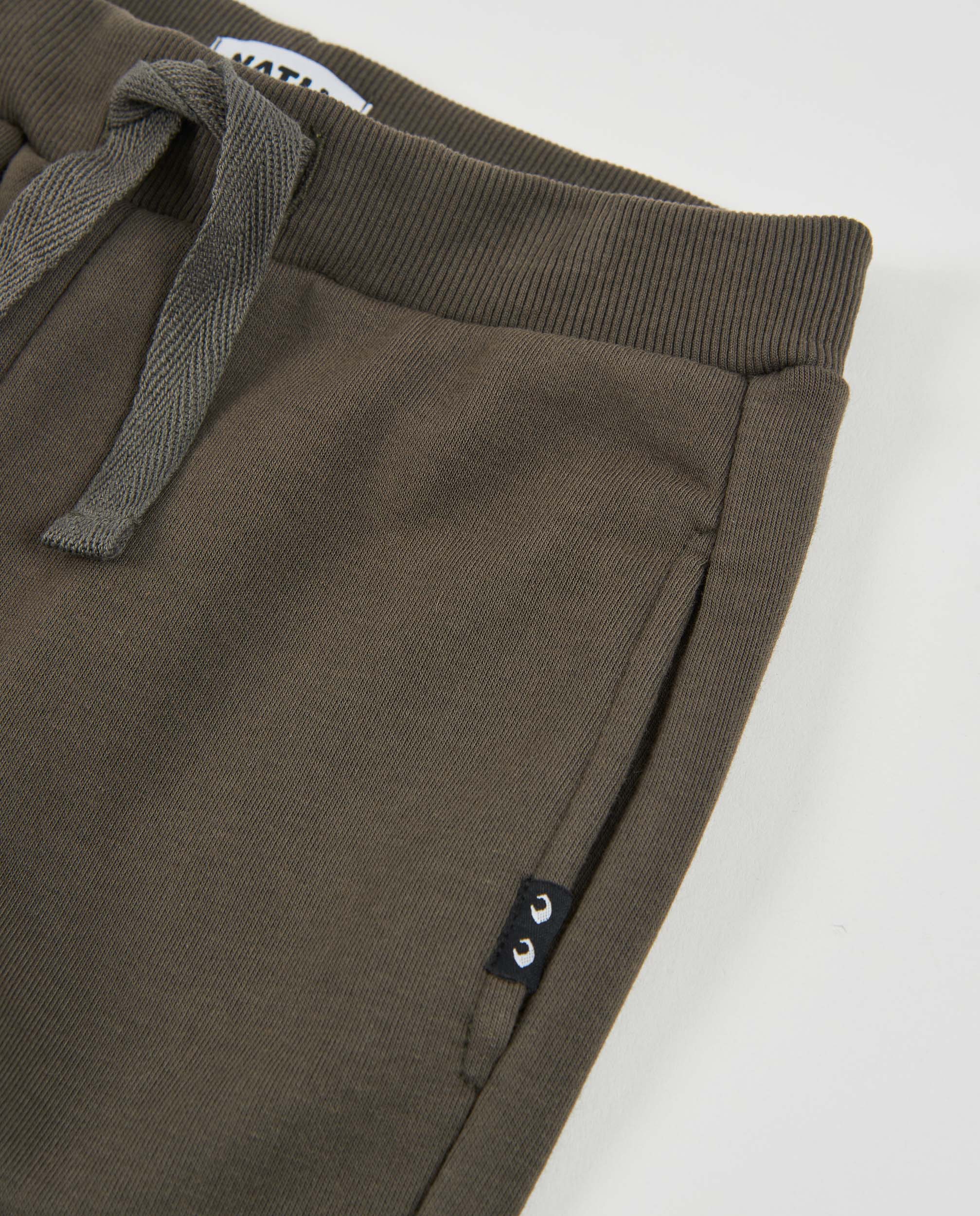Pantalón de niño de felpa con puños acanalados y cintura elástica