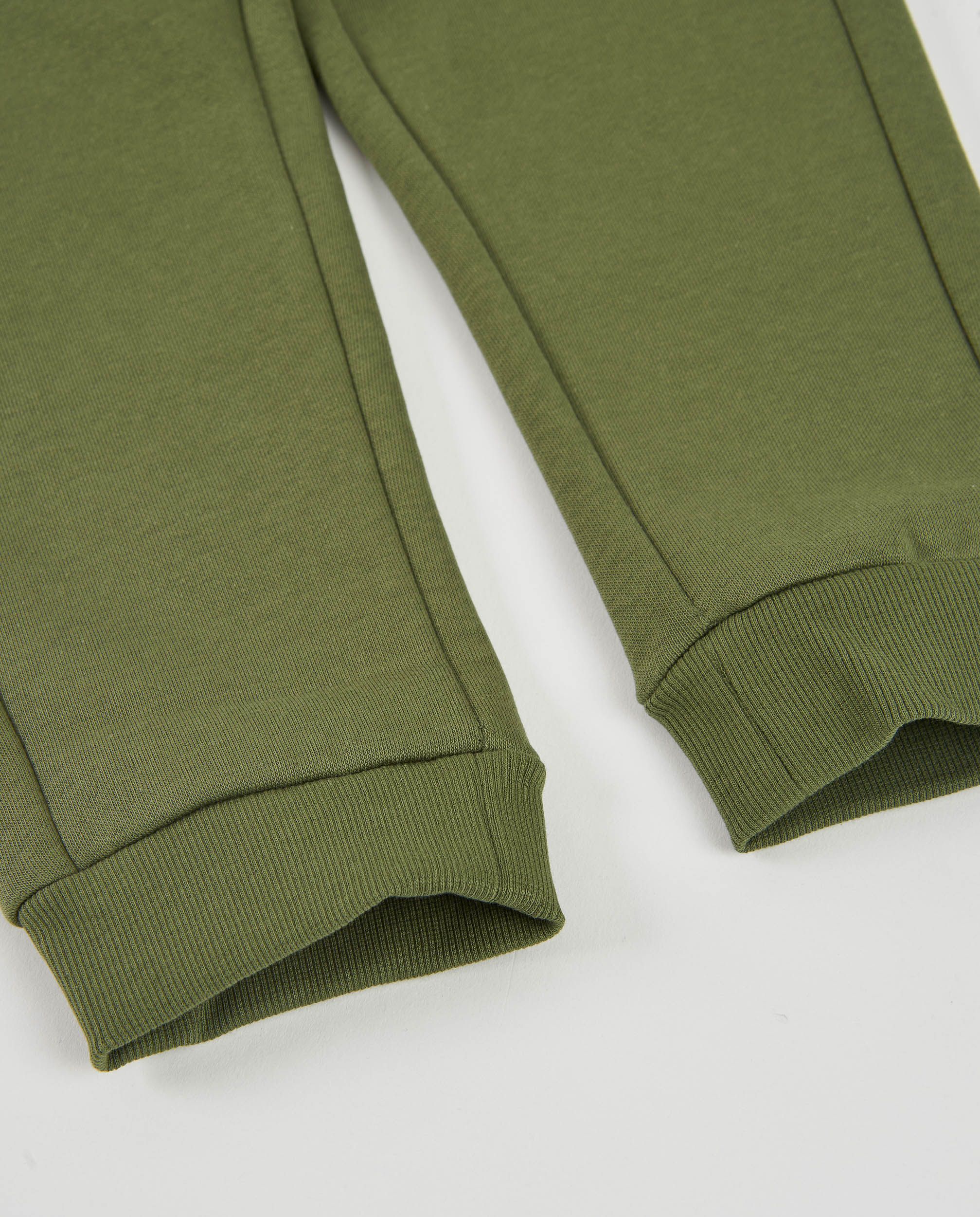 Pantalón de niño de felpa con cinturilla ajustable y bolsillos
