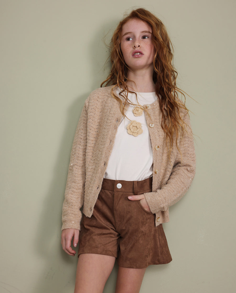 Girls' suede shorts with high waist and button fastening