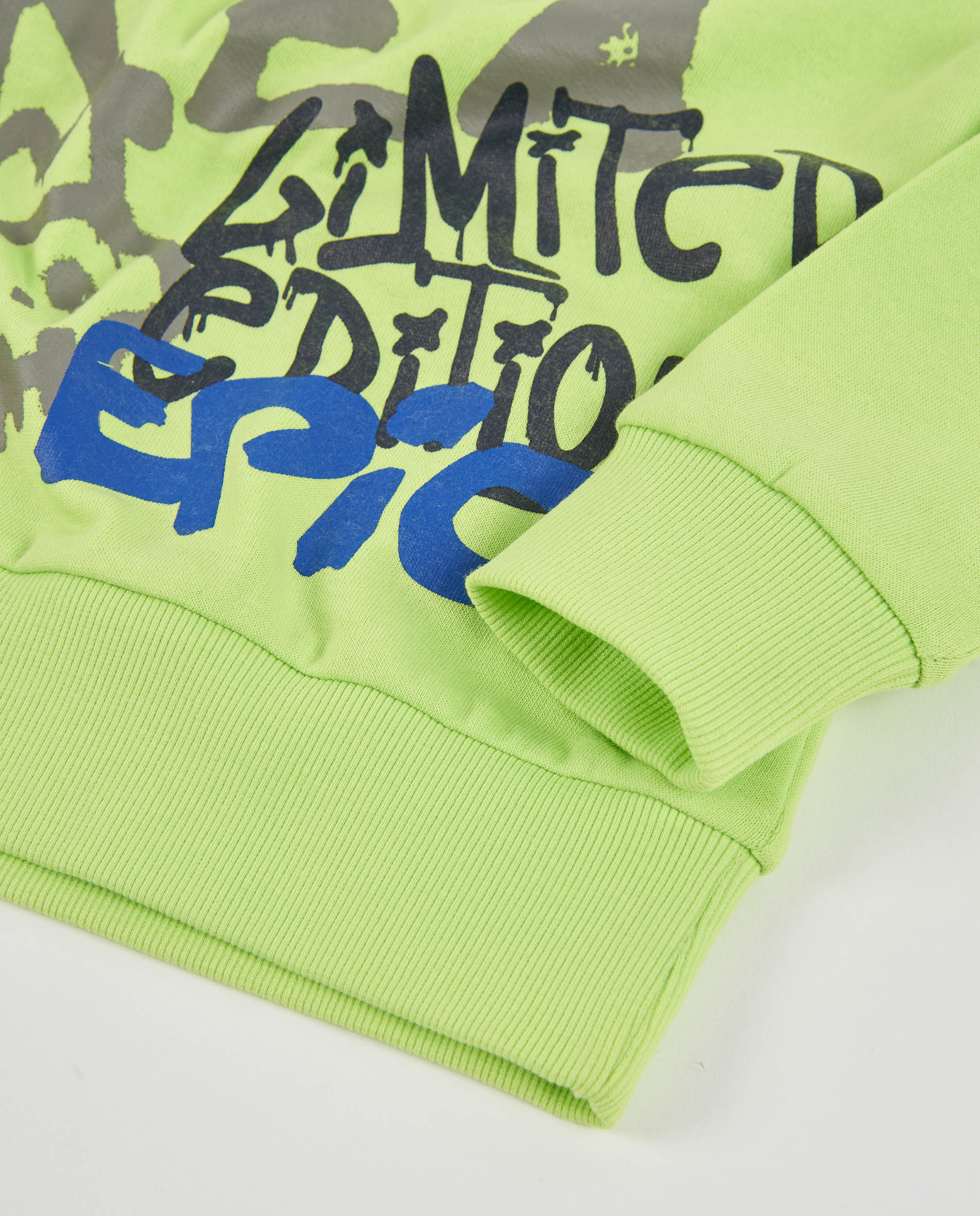 Sudadera de niño de felpa con estampado frontal