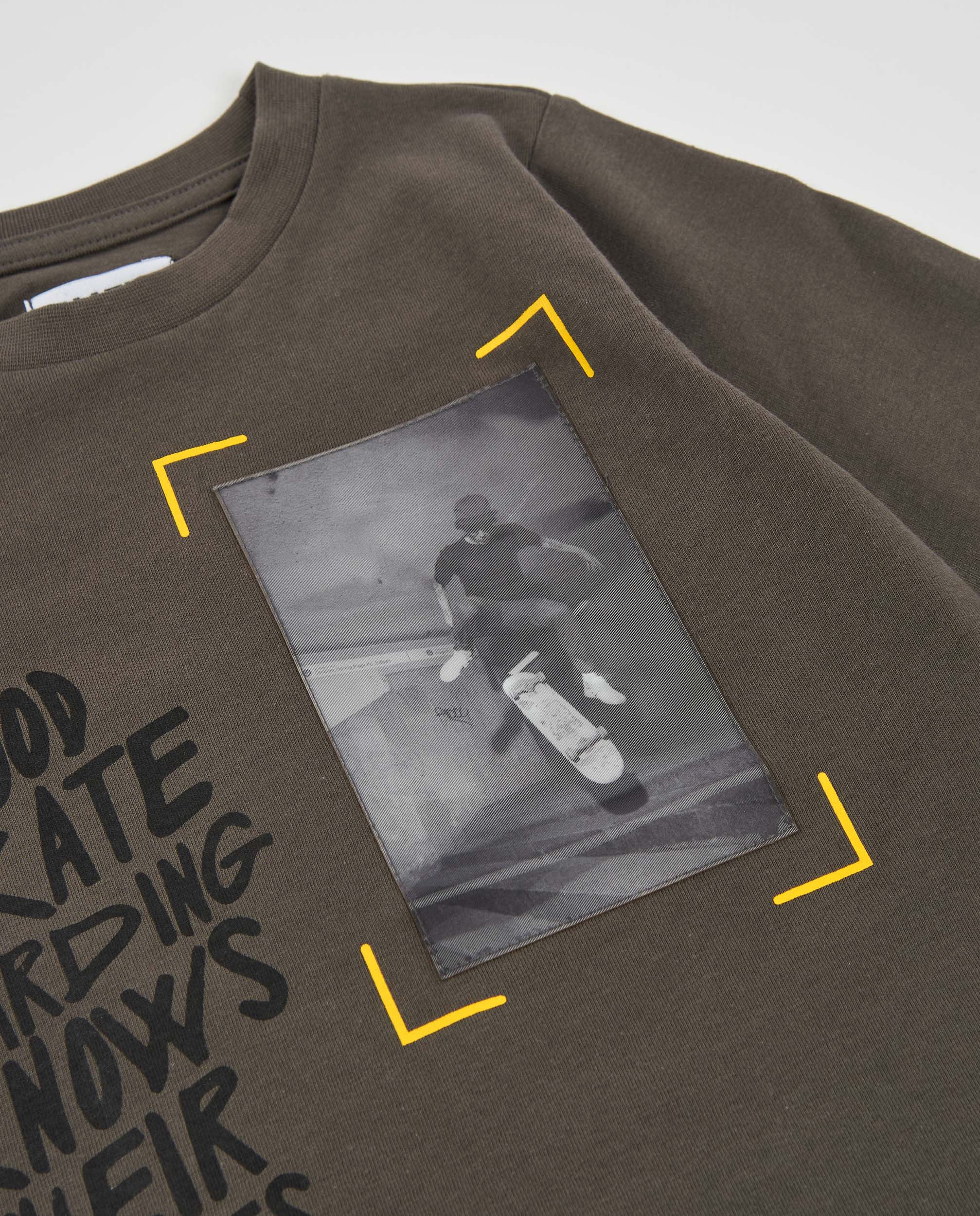 Boys knit T-shirt with a photographic print