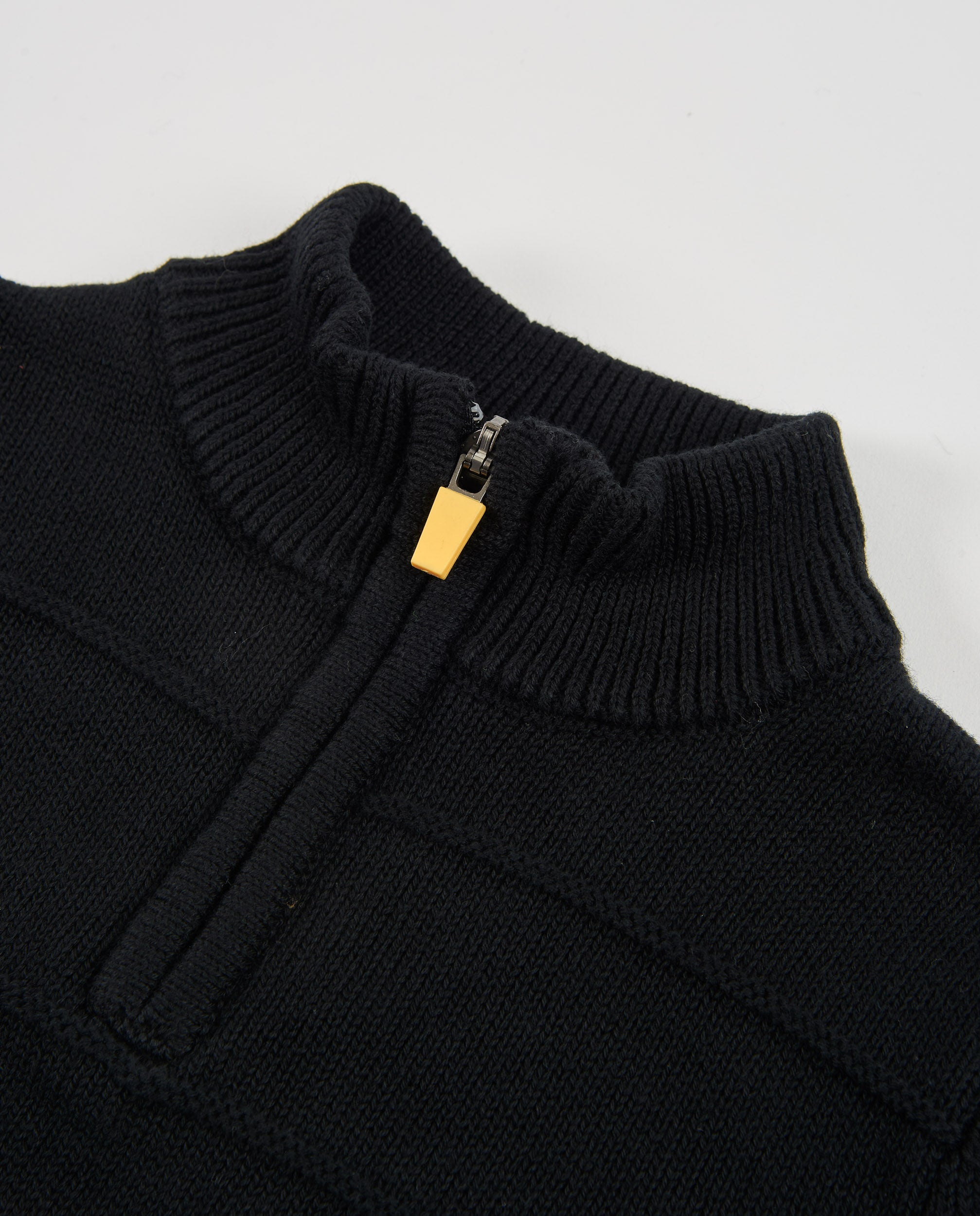 Jersey de niño de tricot con cuello alto y cremallera