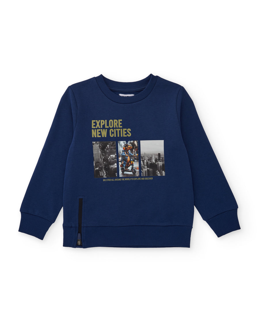 Boys' knitted sweatshirt with urban print and side zipper