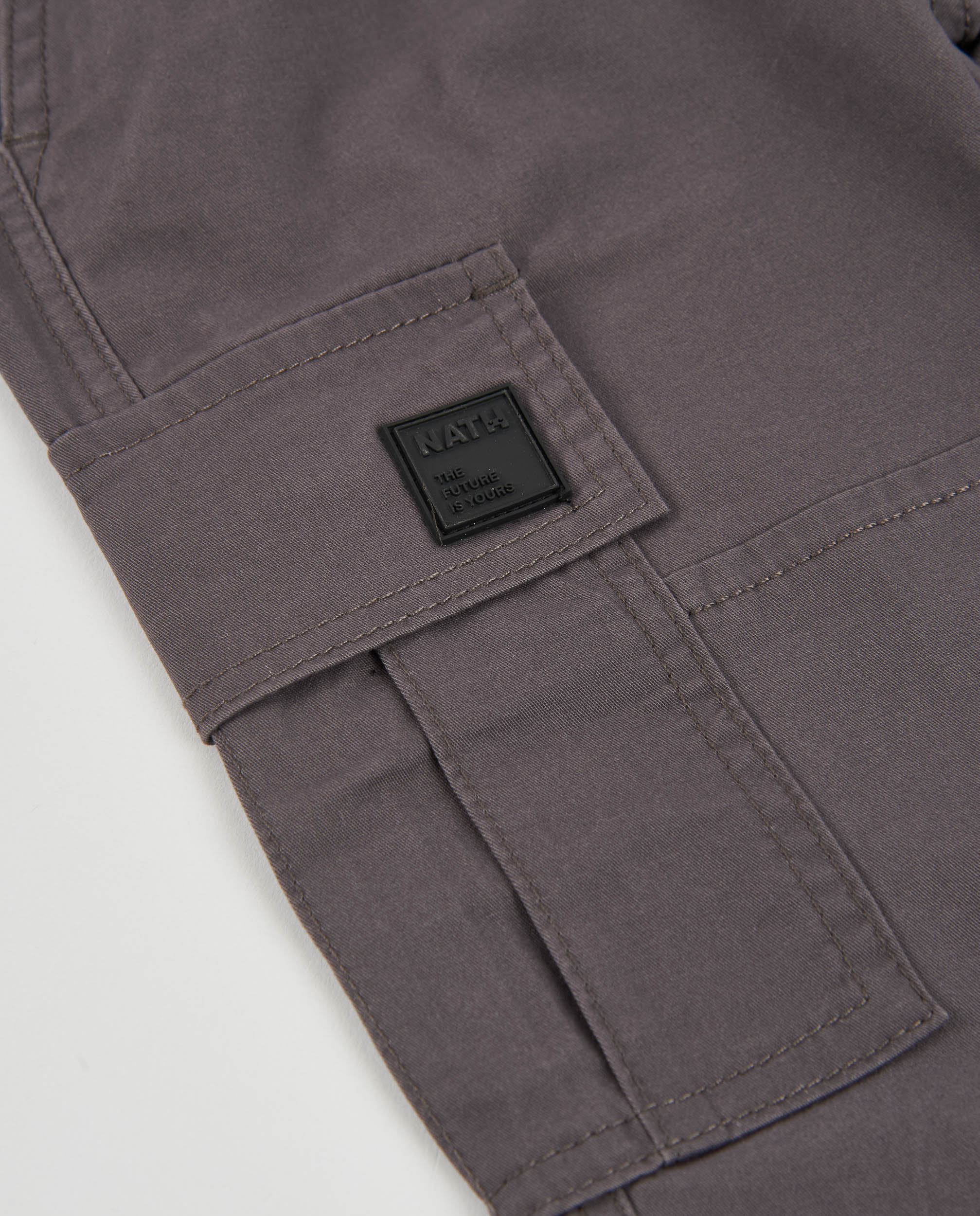 Pantalón cargo de niño de tela plana con cinturilla ajustable