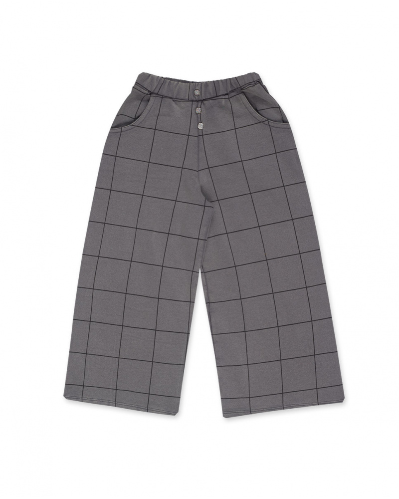 Plaid deals pants girl