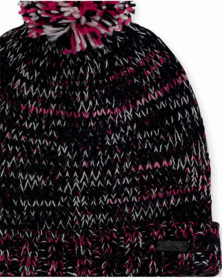 Black knitted hat and scarf for girl K-Pop