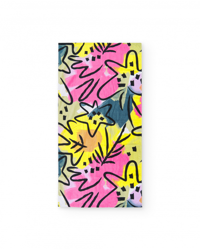 Pink towel for girls with star print