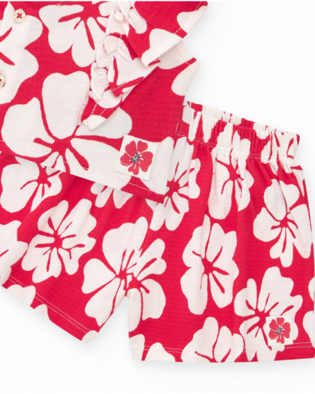 Outfit for girls with ruffled T-shirt and red and white floral shorts