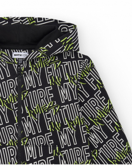 Boys' sweatshirt in black with a hood and side pockets.
