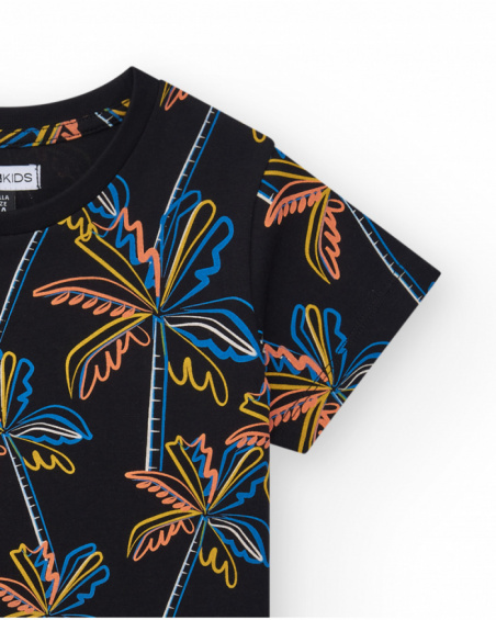 Black T-shirt for boys with a tropical print.