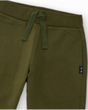 Pantalón jogger verde para niño con cintura ajustable