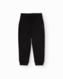 Pantalón jogger básico para niño en color negro