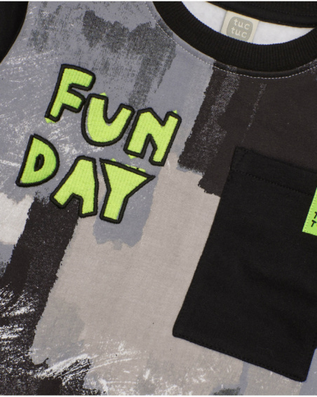 Sweatshirt and pants set for boy in black with grey brushstroke print and green details