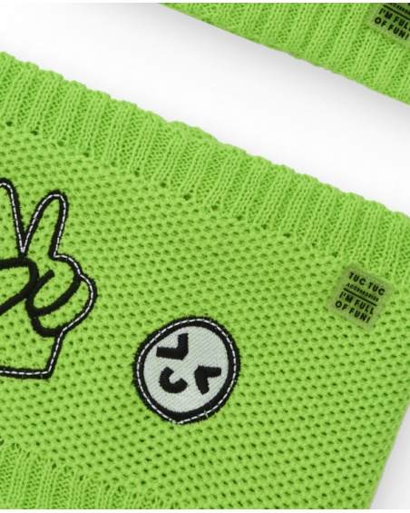 Set of beanie and neck warmer for boy in green with embroidery and black pompom