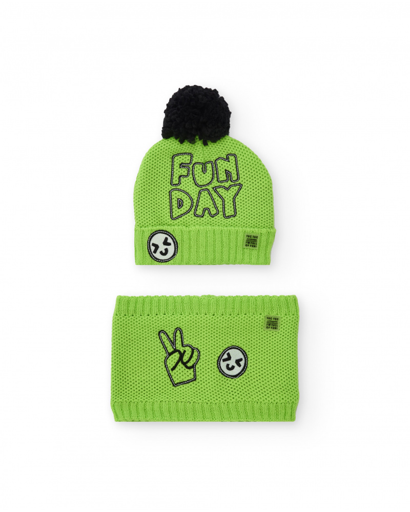 Set of beanie and neck warmer for boy in green with embroidery and black pompom