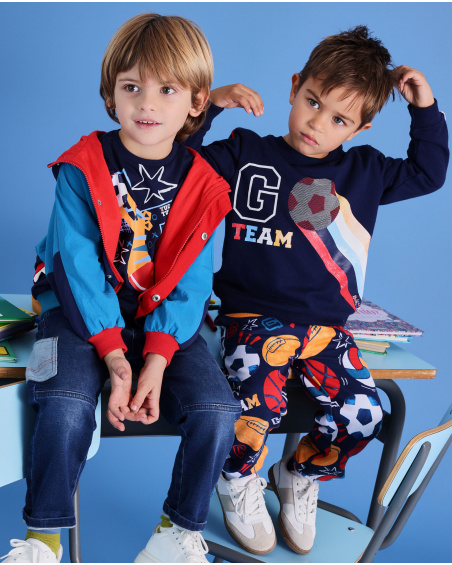 Children's set with sweatshirt and pants in navy blue with sports print.