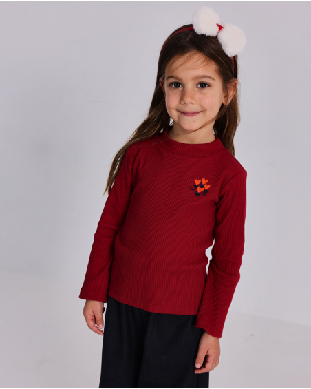 Long-sleeve T-shirt for girl in cherry red with heart embroidery