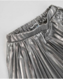 Girls’ silver pleated skirt with metallic effect