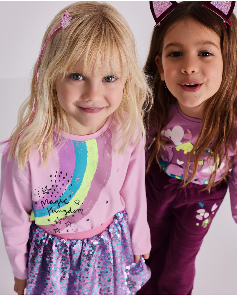 Long sleeve T-shirt for girl in pink with rainbow and stars print