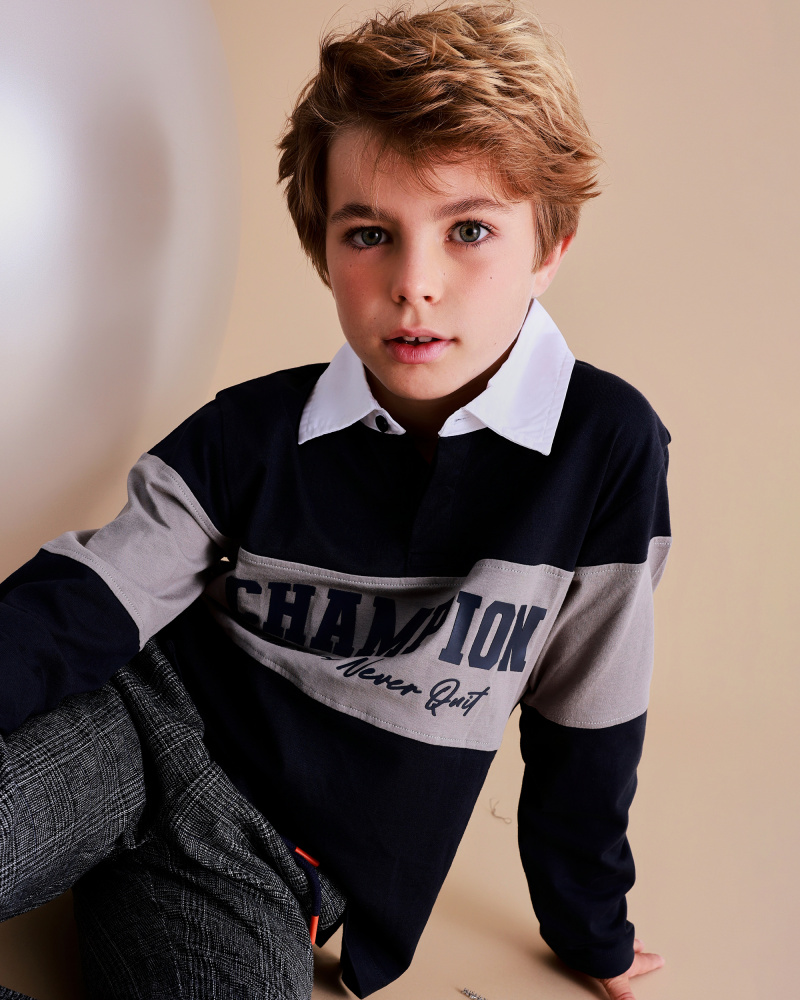 Long-sleeve color block polo shirt for boys with printed text