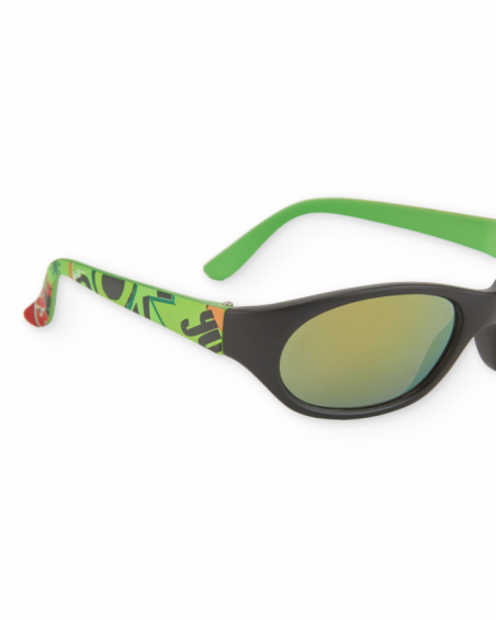 Boys’ sunglasses with mirrored lenses